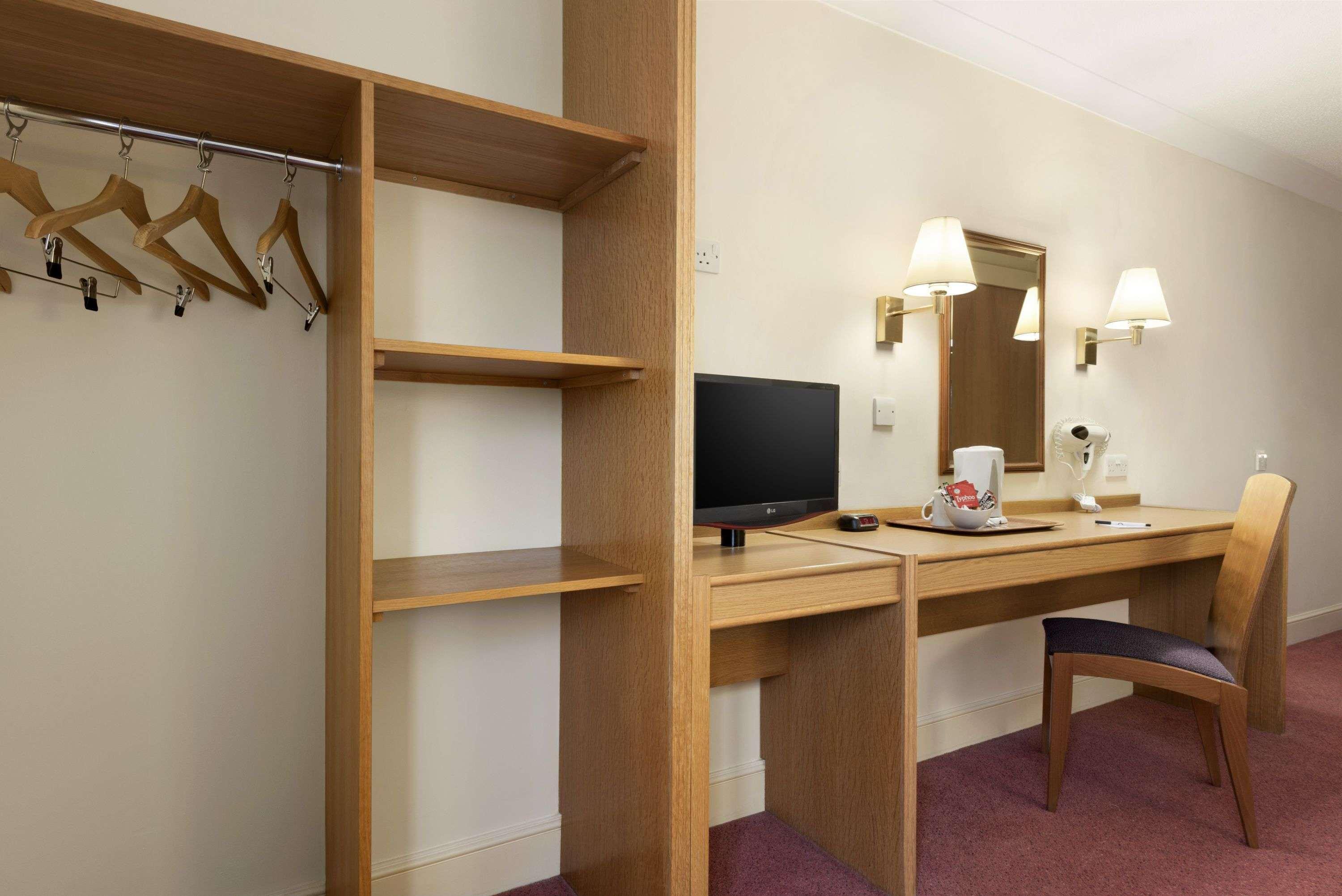 Days Inn Stafford Ngoại thất bức ảnh